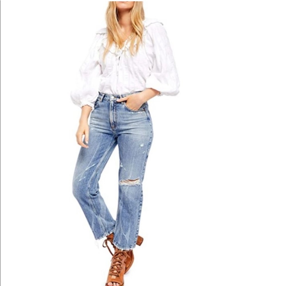 We the Free High Rise Crop Straight Ripped Jean Sz 31